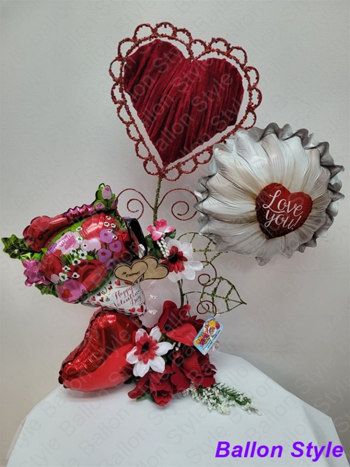 Bouquet St-Valentin 6 (montage à l'air de 26 pouces de haut )