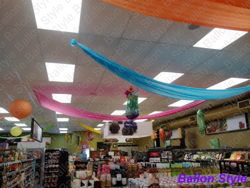décor épicerie Printemps/été 85